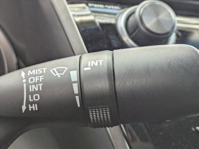 Used 2018 Toyota Camry XSE FWD image 9