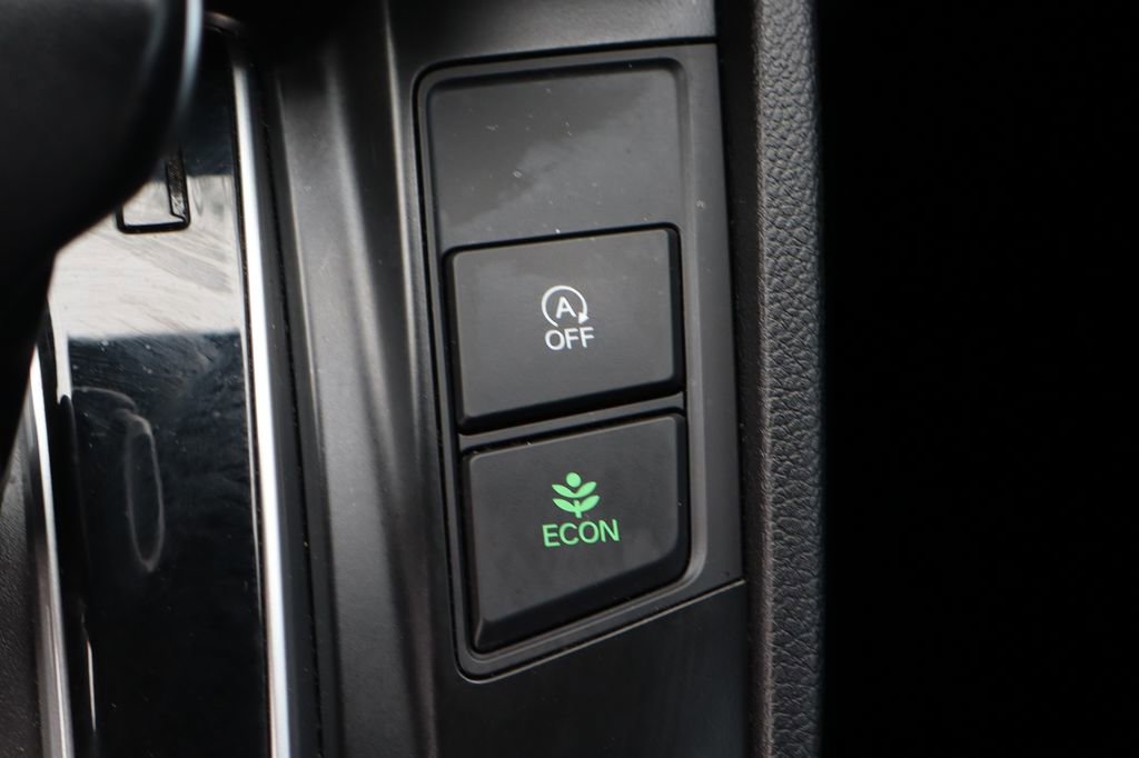 Used 2021 Honda CR-V Touring image 39