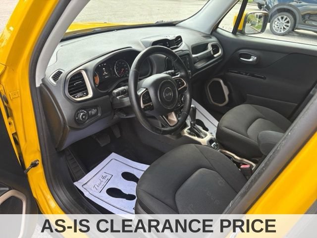 Used 2016 Jeep Renegade Latitude w/ Cold Weather Group FWD image 35