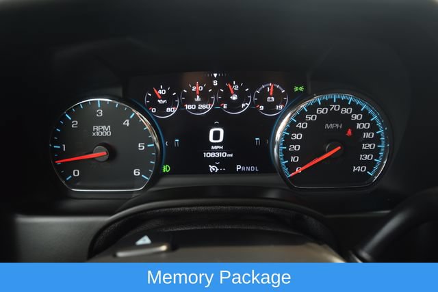 Used 2017 GMC Yukon XL SLT w/ Open Road Package AWD/4WD image 3