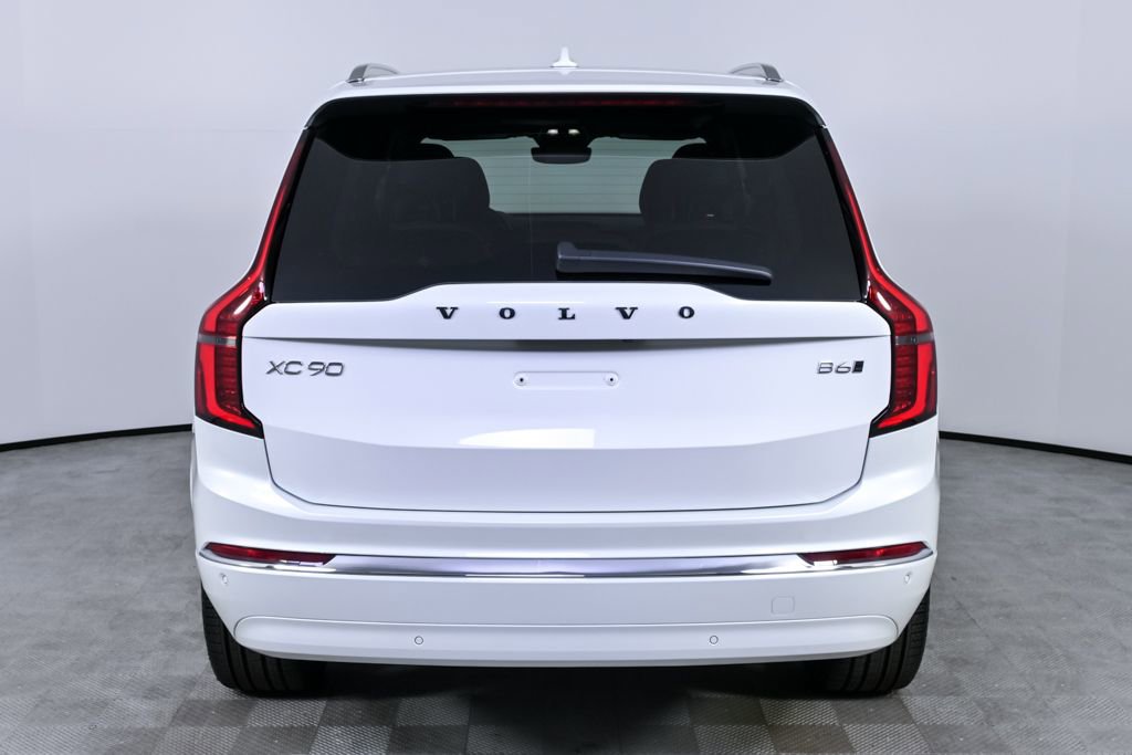 Certified 2025 Volvo XC90 B6 Plus image 29