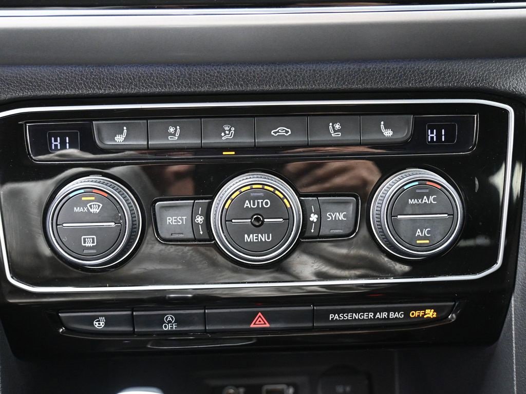 Used 2018 Volkswagen Atlas SEL Premium image 22