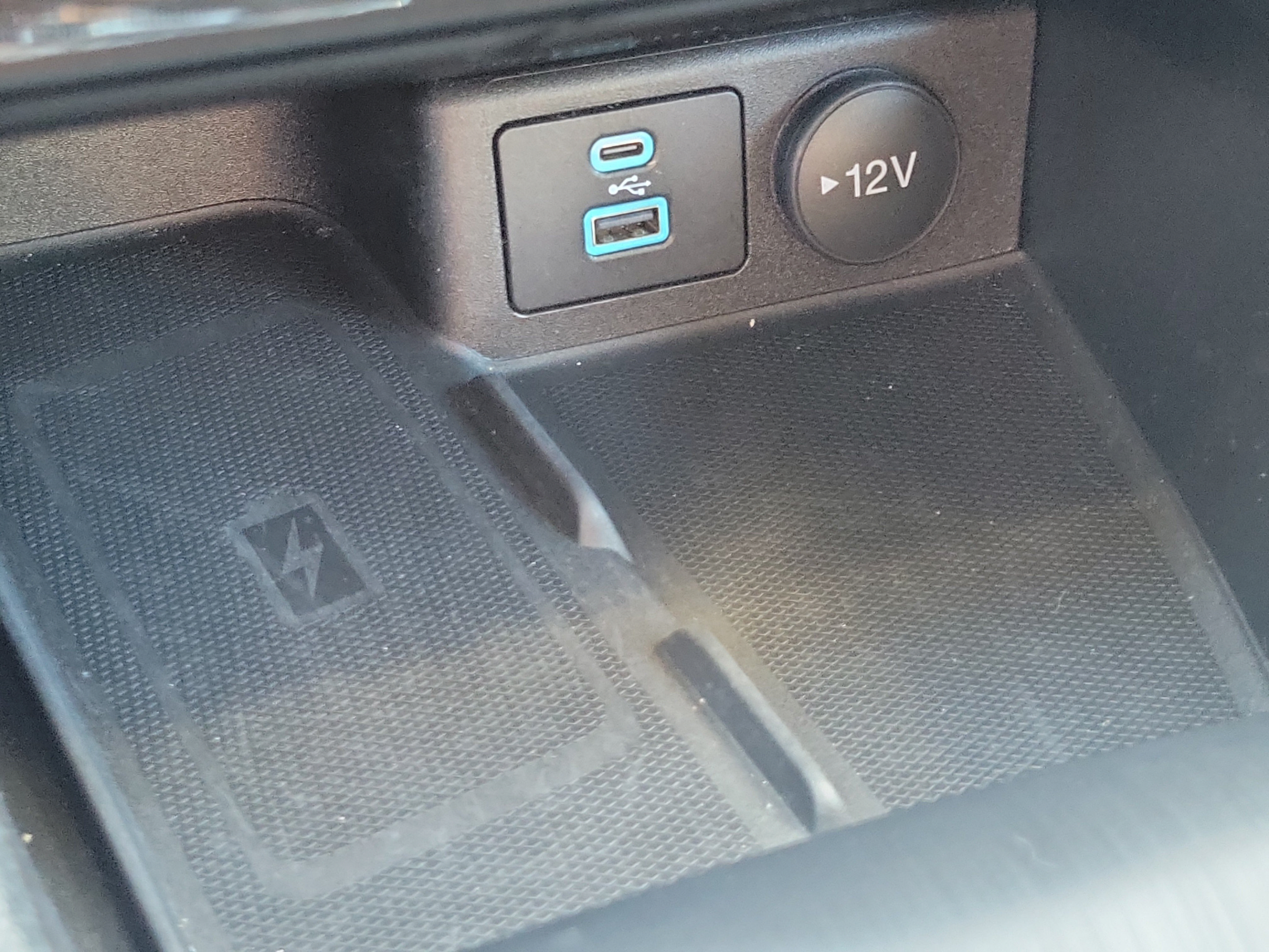 Used 2023 Ford Escape Active w/ Tech Pack #2 FWD image 30