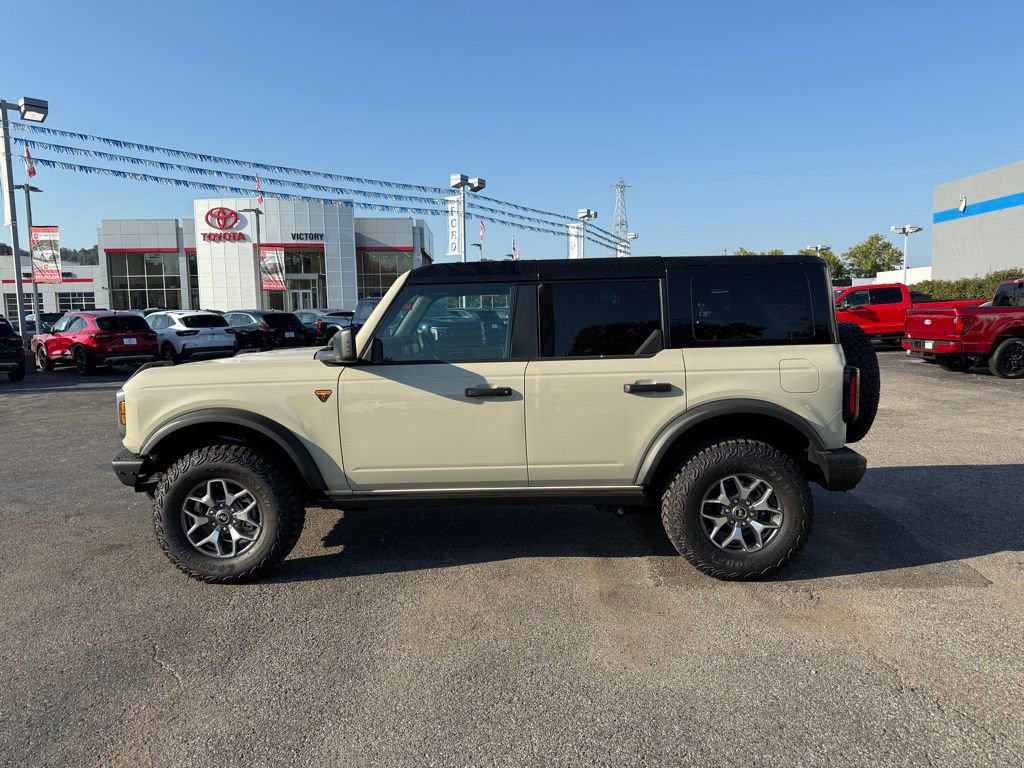 New 2025 Ford Bronco Badlands AWD/4WD image 4
