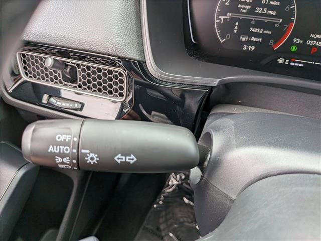 Used 2023 Honda Civic Sport image 17