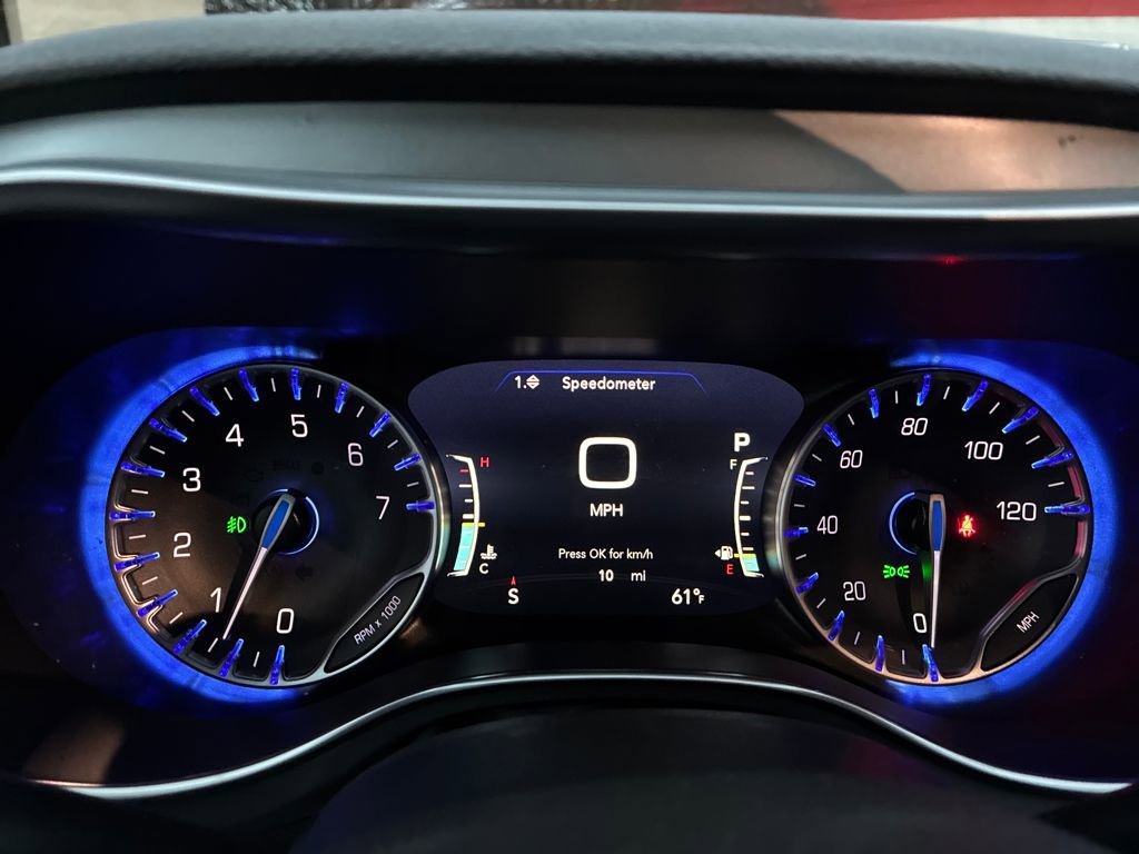 New 2026 Chrysler Pacifica Limited w/ Trailer Tow Group image 16