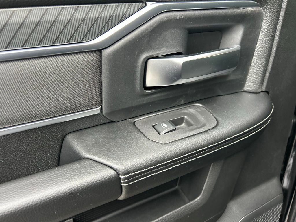 New 2026 RAM 2500 Big Horn AWD/4WD image 19