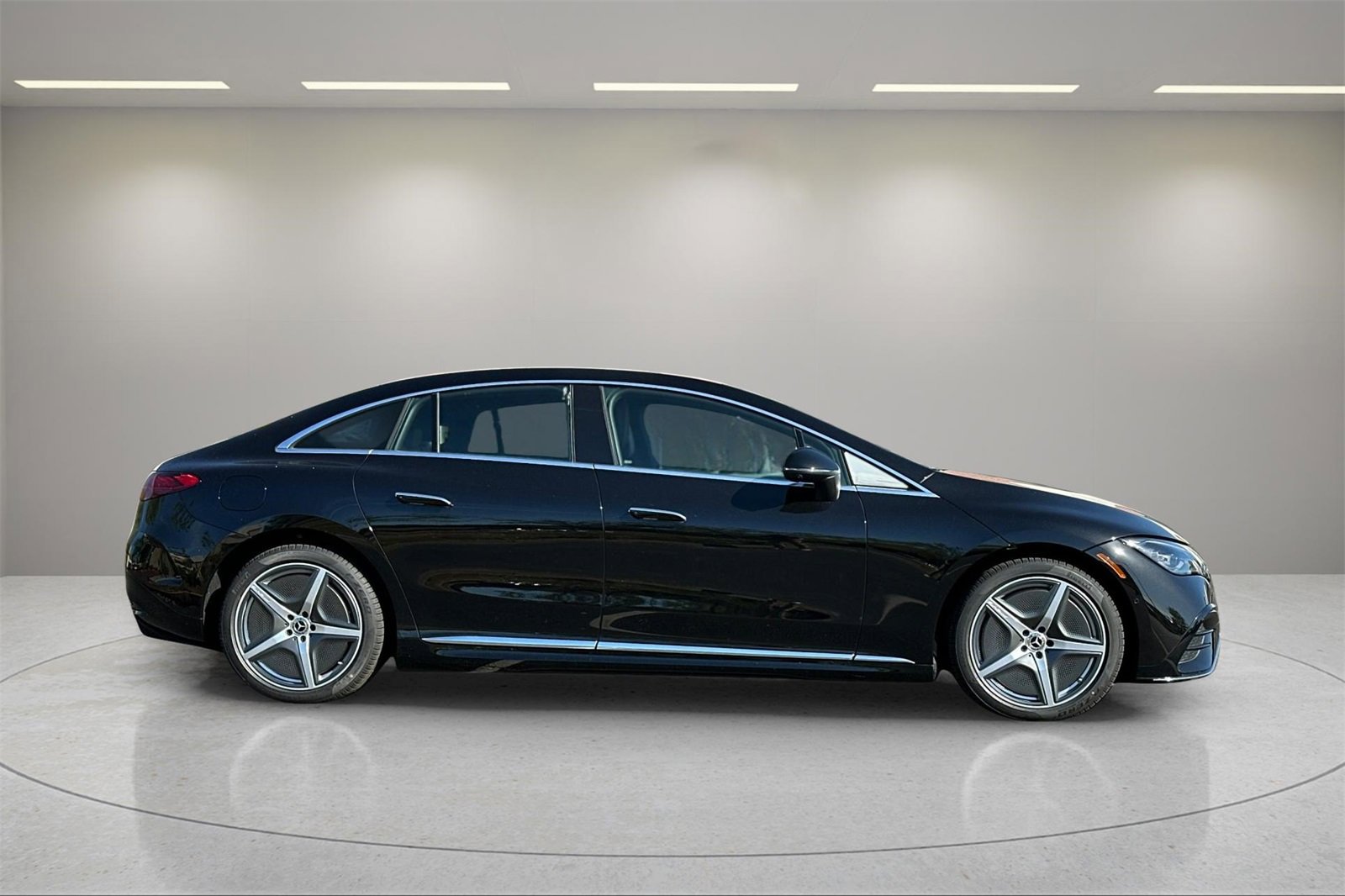 New 2024 Mercedes-Benz EQE 350+ 4MATIC Sedan image 3