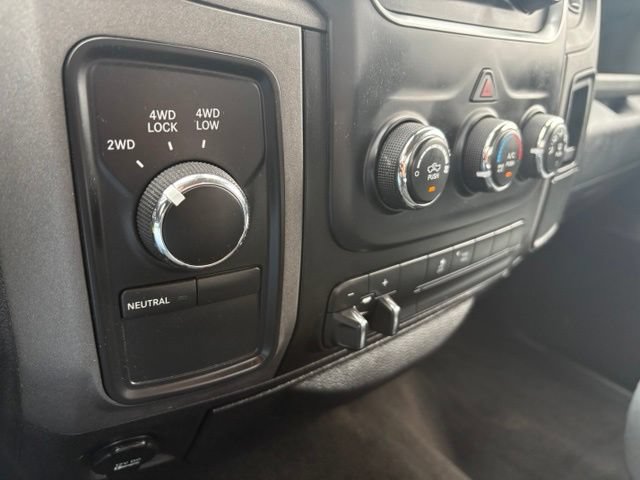 Used 2014 RAM 1500 Express AWD/4WD image 29