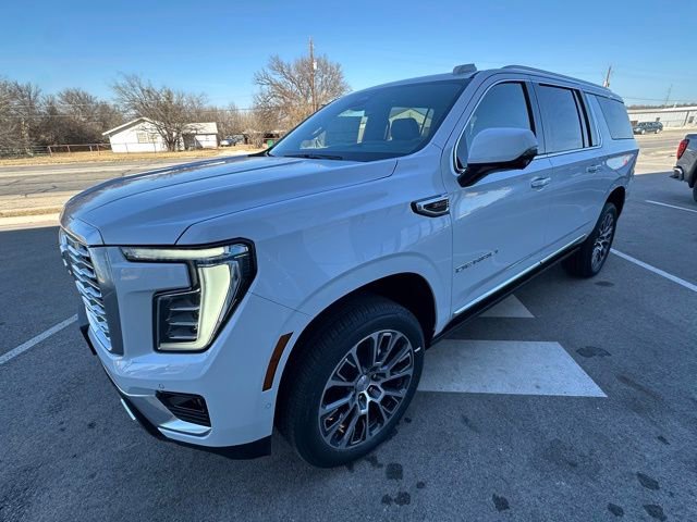 New 2026 GMC Yukon XL Denali w/ Sun & Power Step Package AWD/4WD image 11