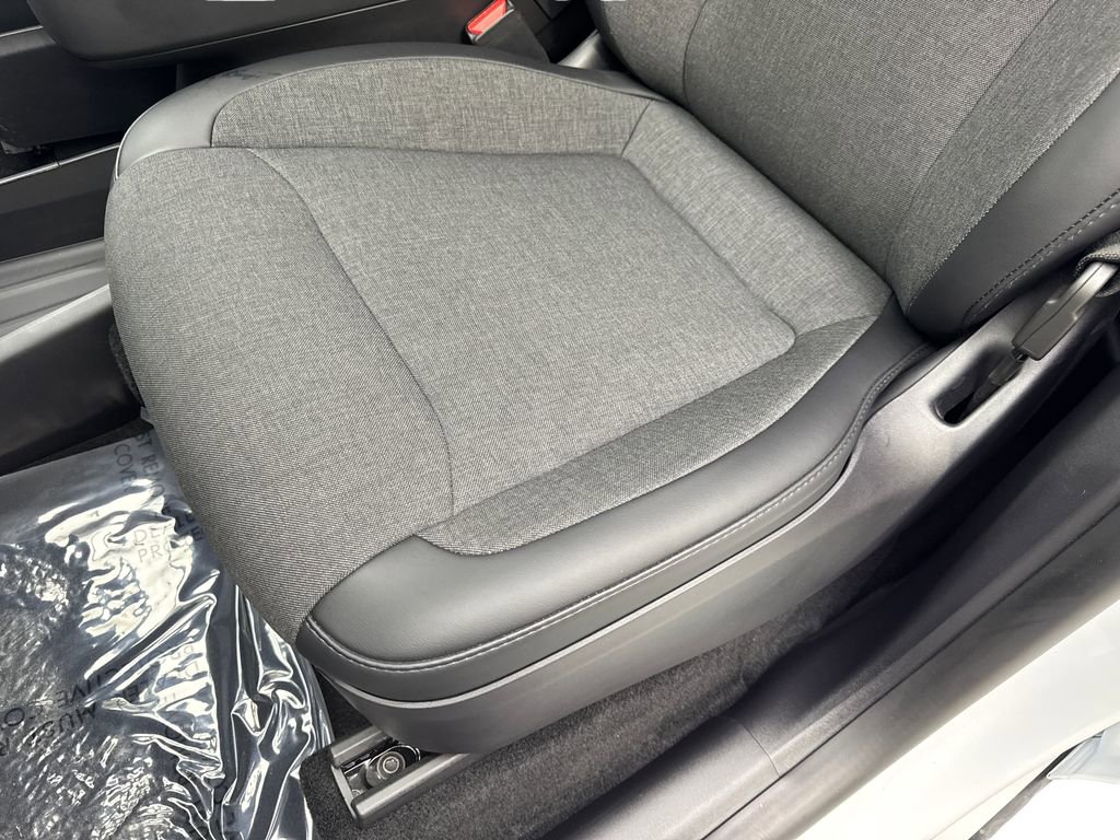 Used 2026 Tesla Model Y 2WD image 26