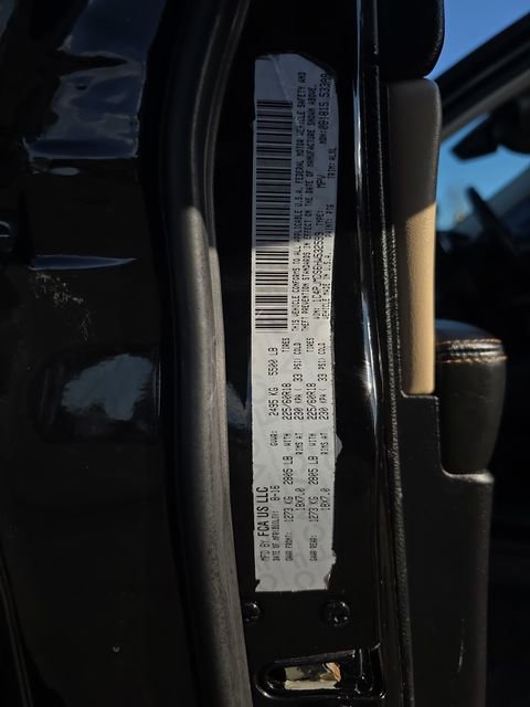 Used 2017 Jeep Cherokee Limited w/ Technology Group image 19