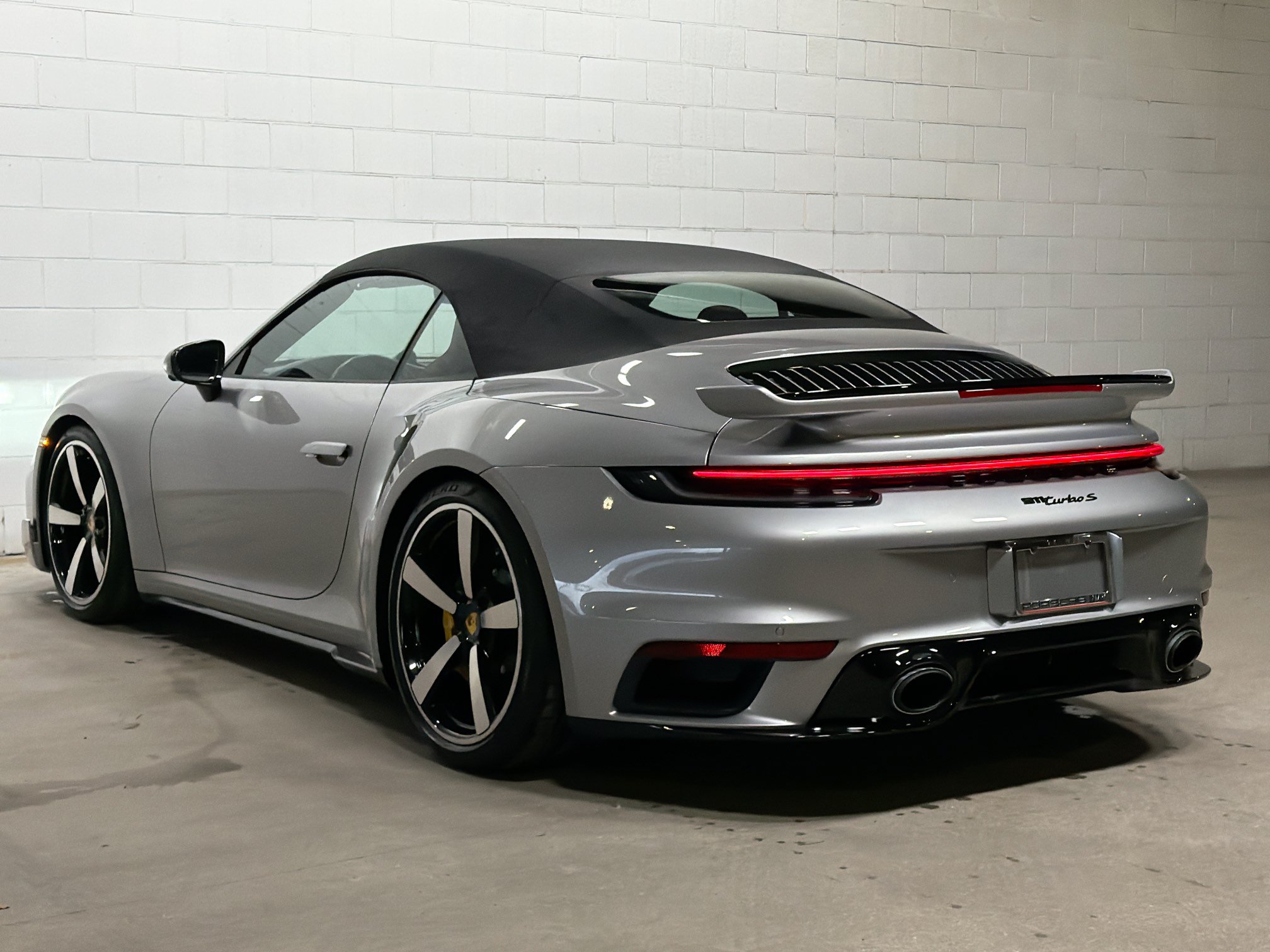 Certified 2021 Porsche 911 Turbo S AWD/4WD image 3