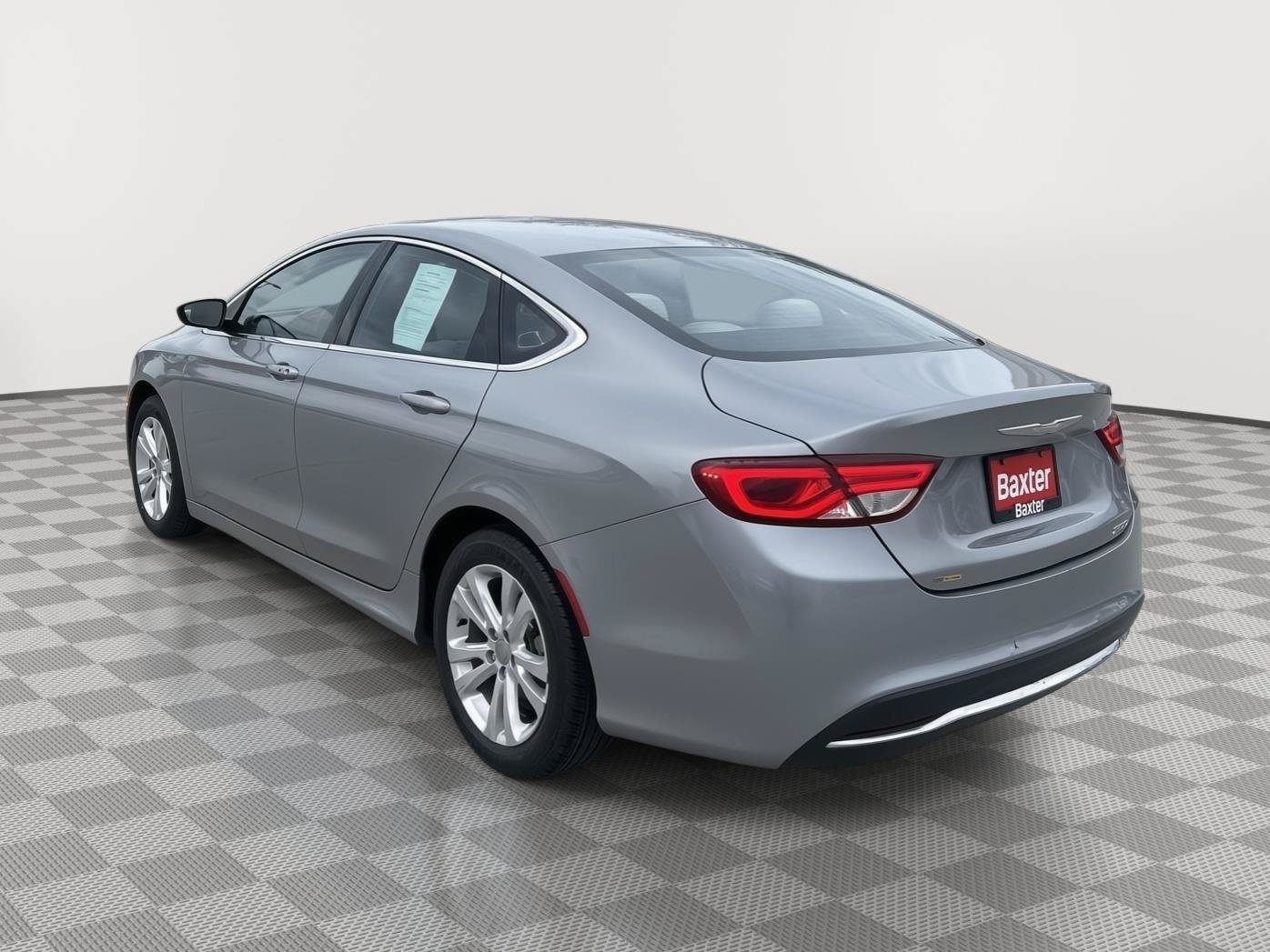 Used 2016 Chrysler 200 Limited FWD image 7