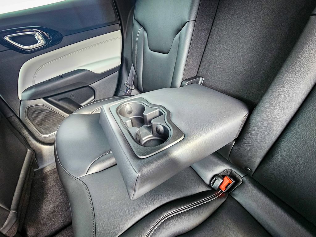 New 2026 Jeep Compass Limited image 31