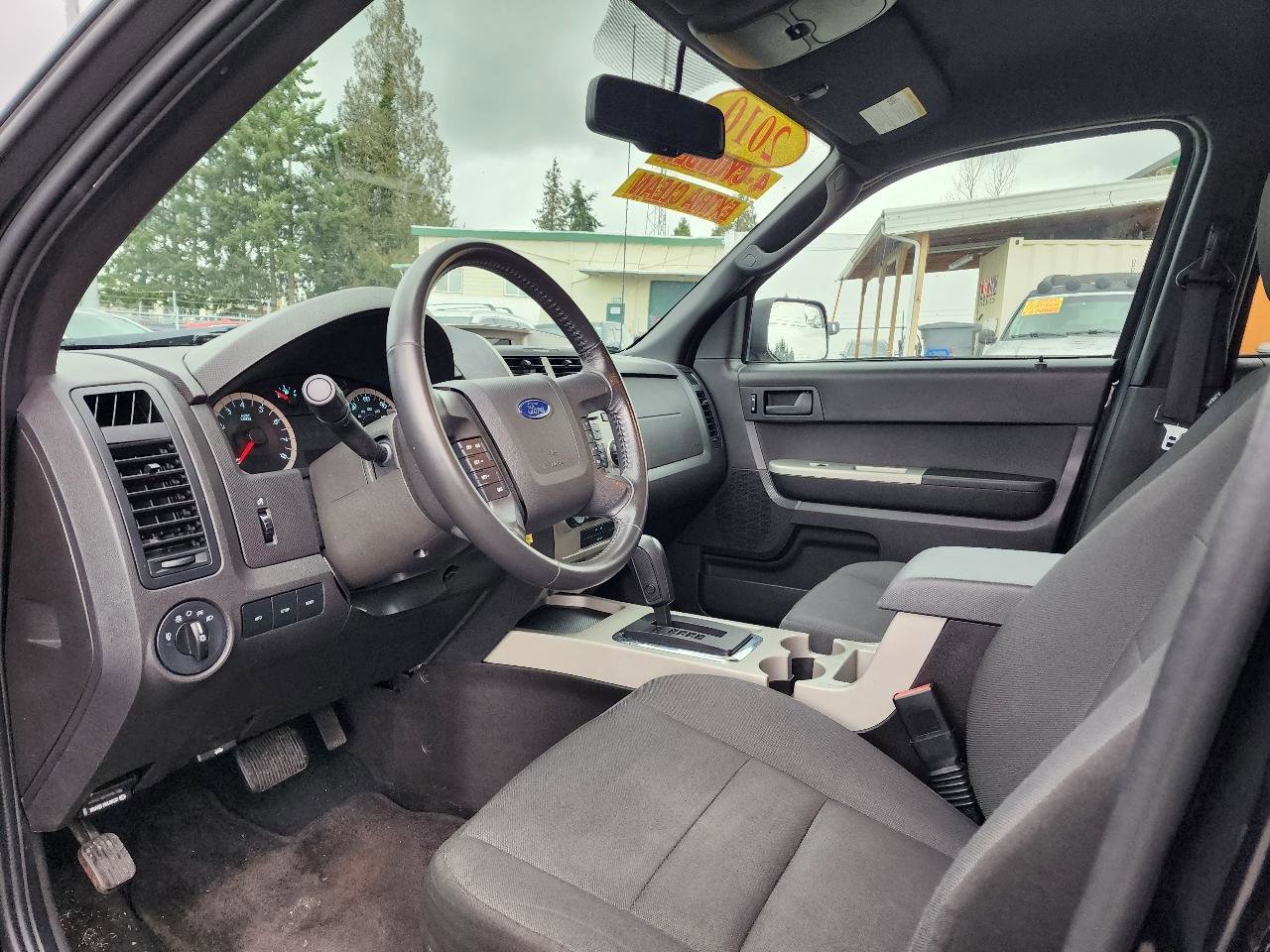 Used 2010 Ford Escape XLT image 12