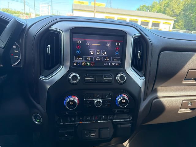 Used 2019 GMC Sierra 1500 SLT w/ X31 Off-Road Package AWD/4WD image 35