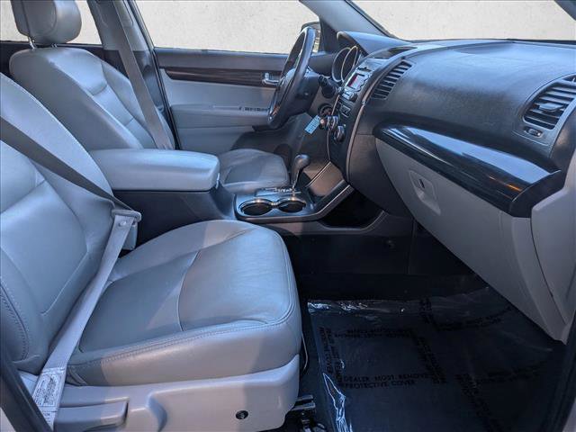 Used 2011 Kia Sorento LX image 22