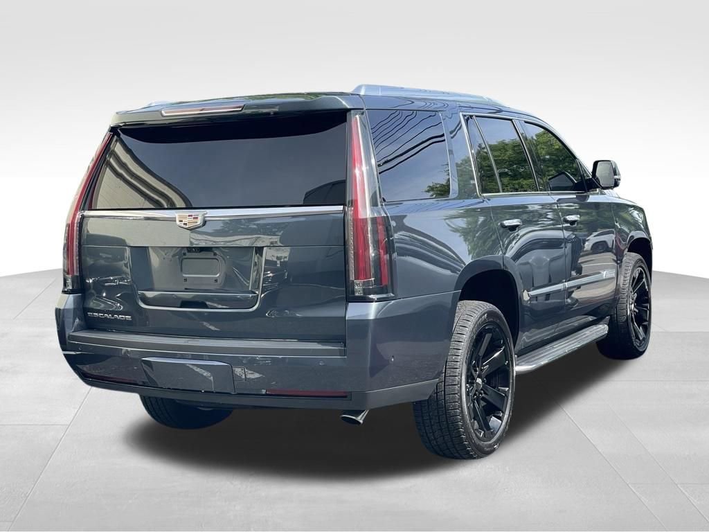 Used 2019 Cadillac Escalade Luxury AWD/4WD image 4
