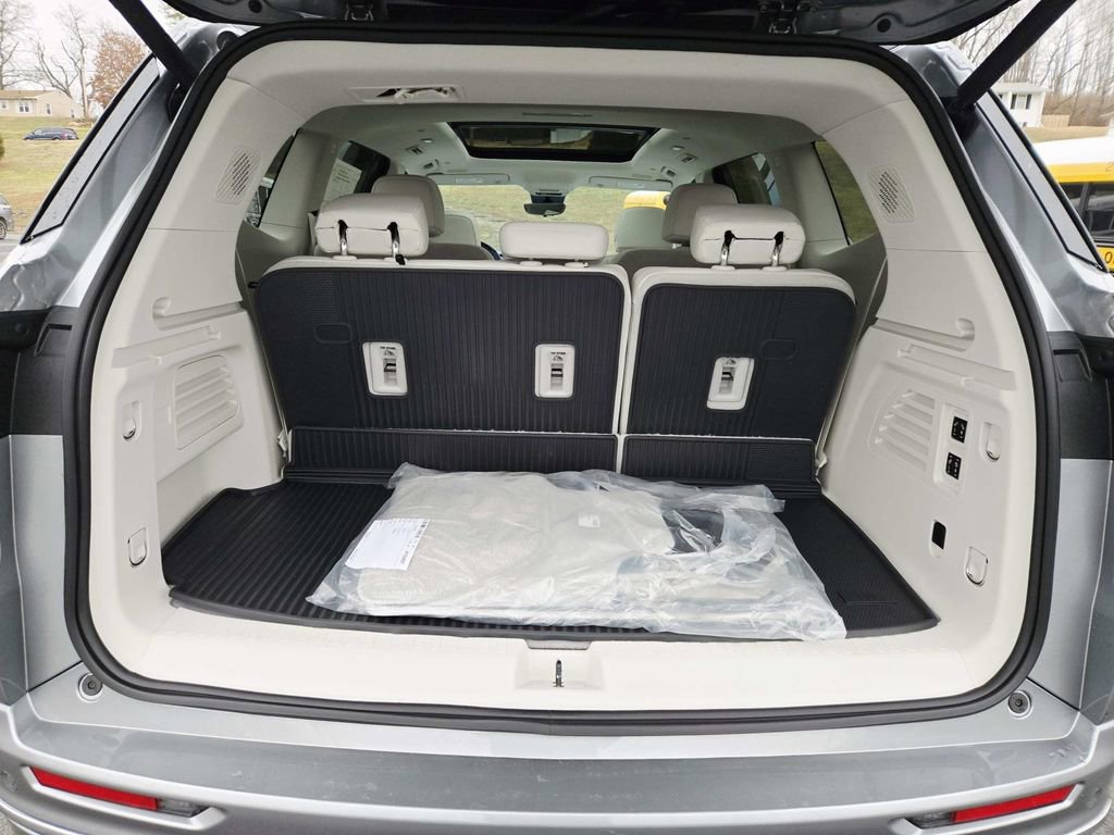 New 2026 Buick Enclave Avenir w/ Super Cruise Package image 15