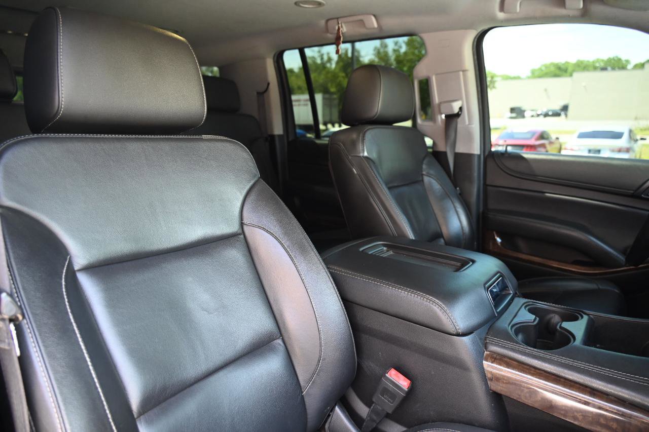 Used 2019 Chevrolet Suburban LT AWD/4WD image 26