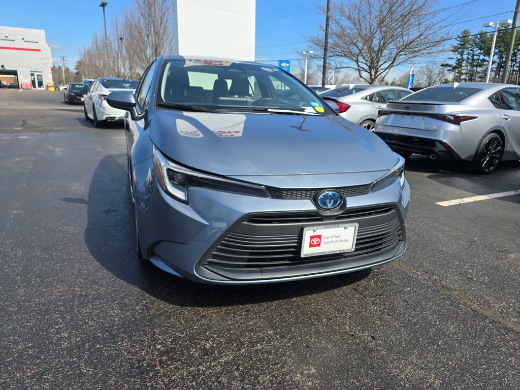 Certified 2024 Toyota Corolla LE AWD/4WD image 9