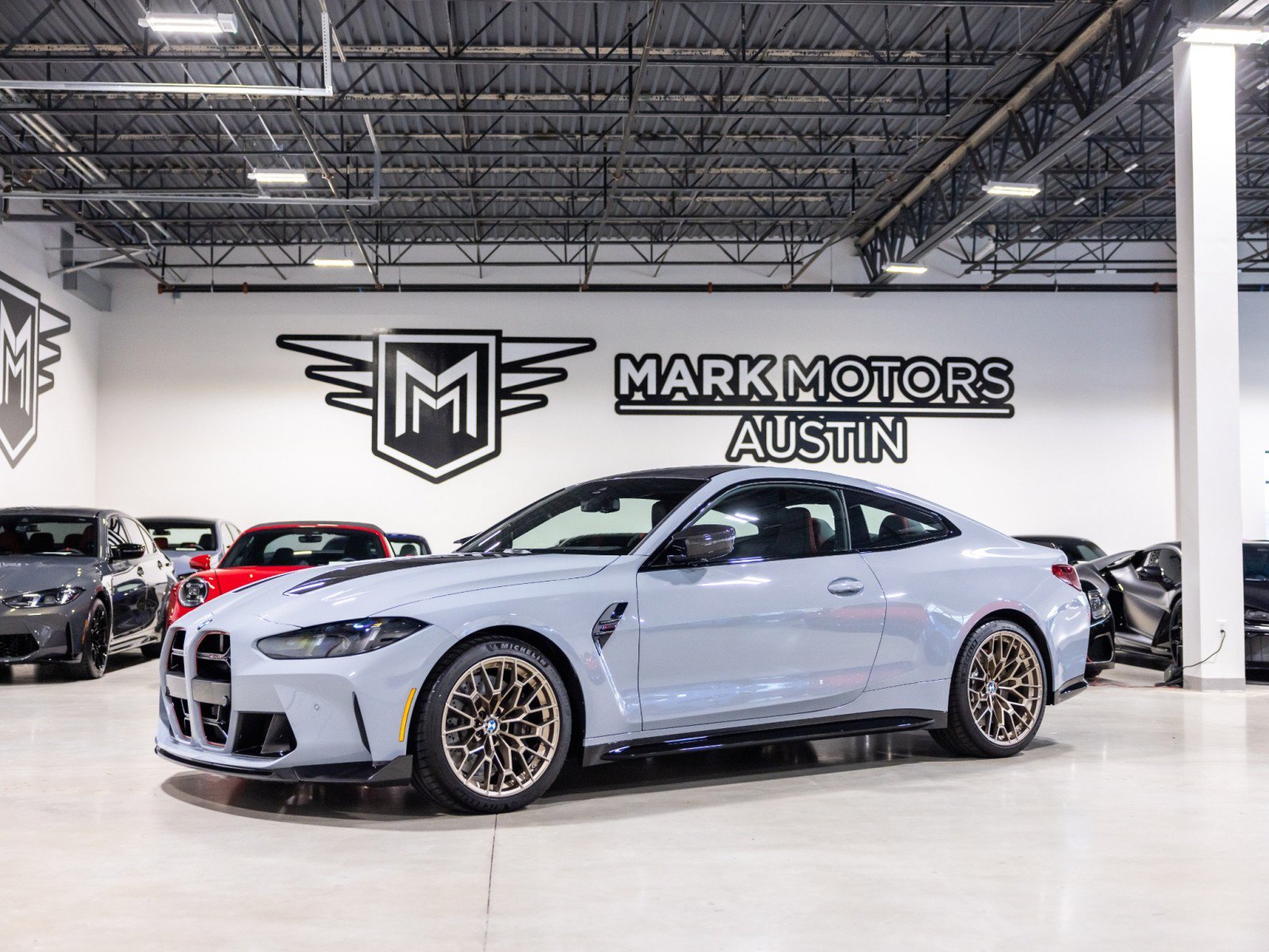 Used 2025 BMW M4 CS AWD/4WD image 1