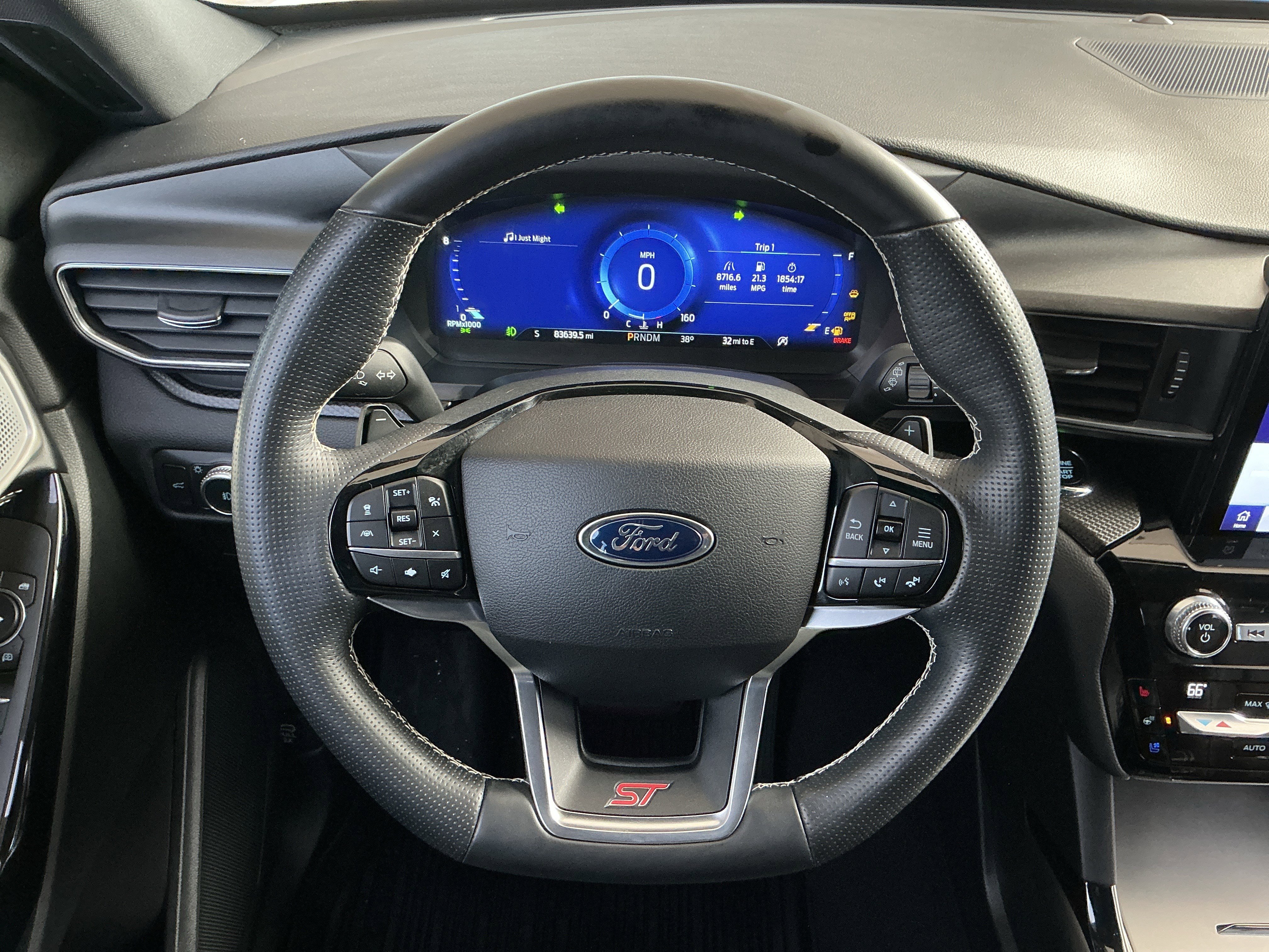 Used 2021 Ford Explorer ST w/ Equipment Group 401A image 5