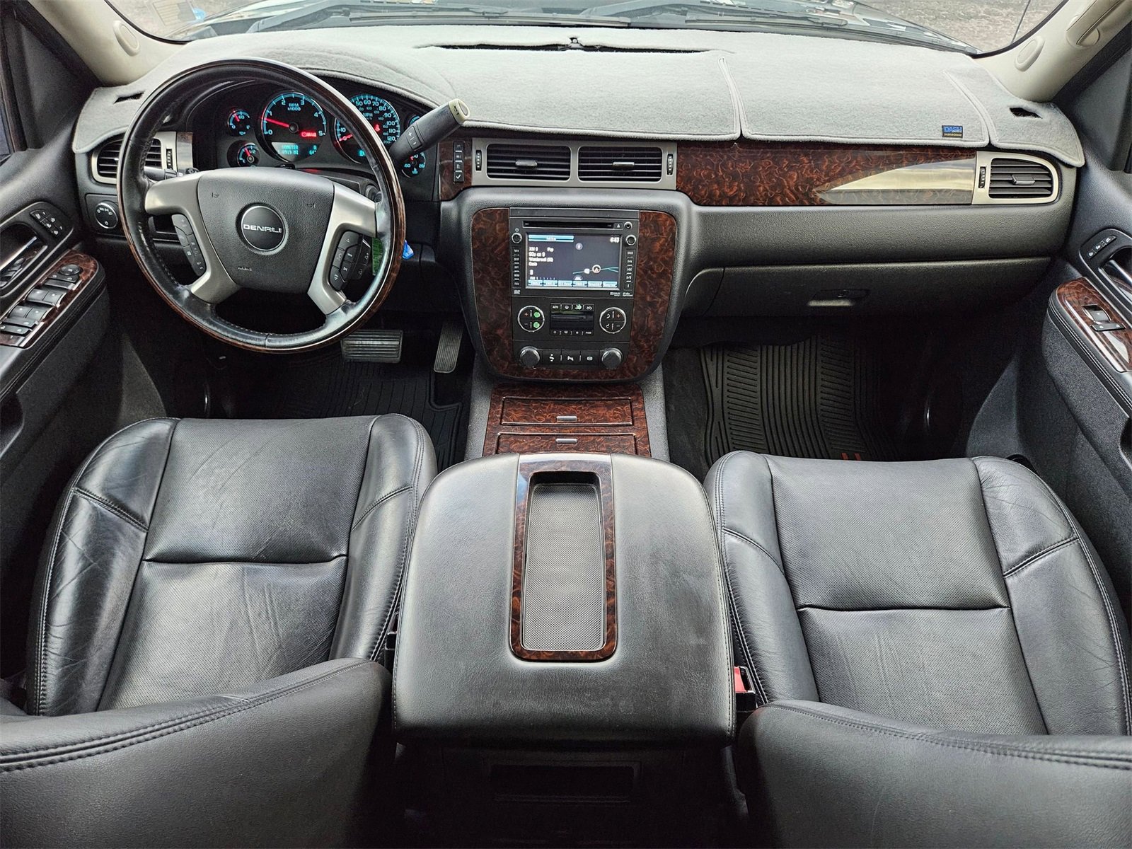 Used 2014 GMC Sierra 3500 Denali image 19