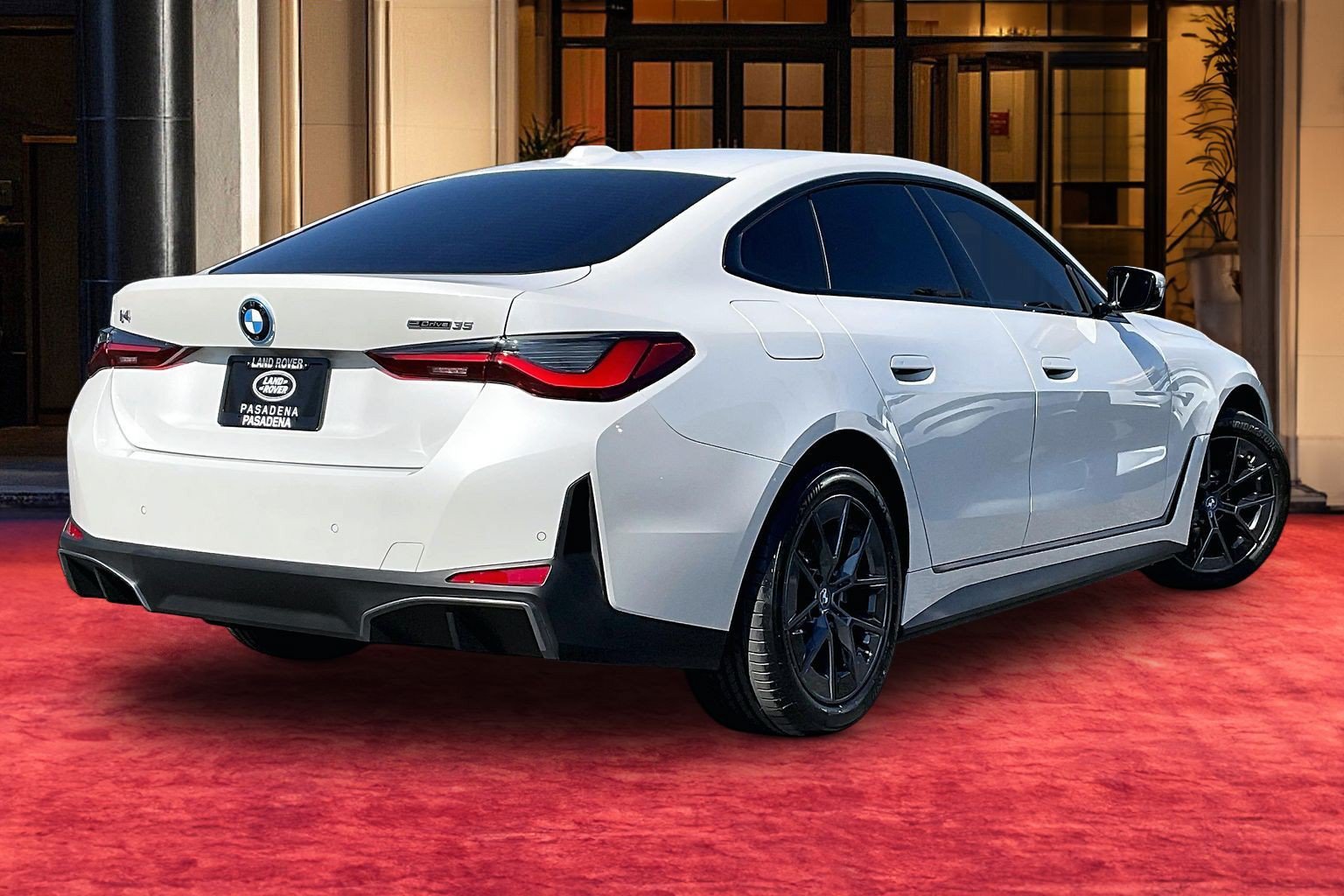 Used 2023 BMW i4 eDrive35 w/ Premium Package RWD image 12