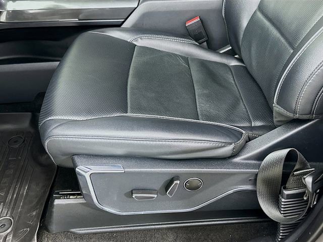 Certified 2023 Ford F150 Lariat w/ Equipment Group 502A High image 28