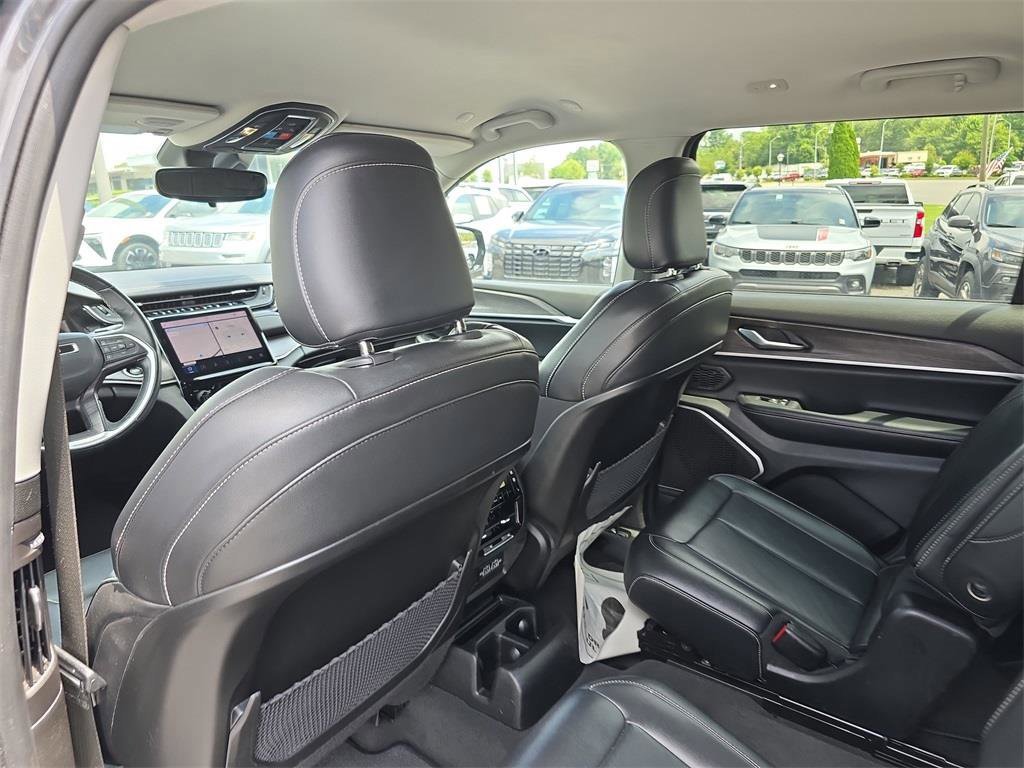 Used 2022 Jeep Grand Cherokee L Limited image 18