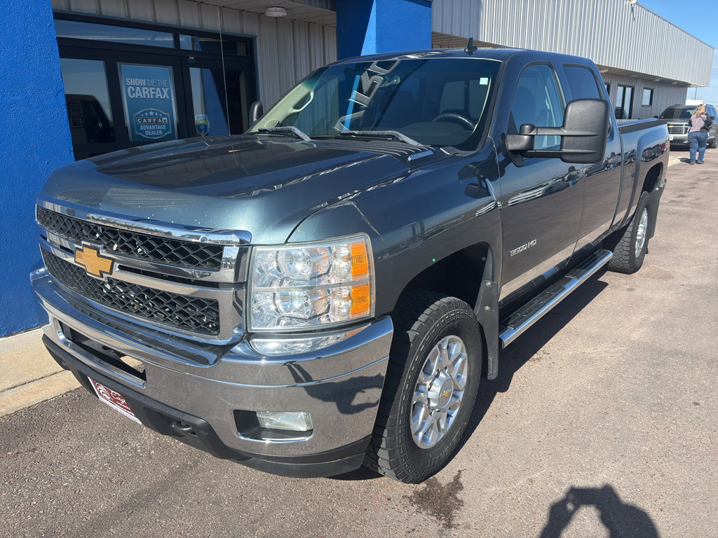Used 2012 Chevrolet Silverado 3500 LT image 2