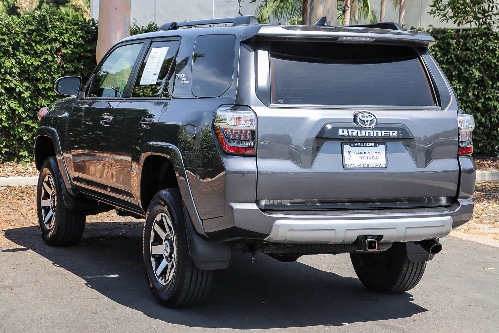Used 2022 Toyota 4Runner TRD Off-Road Premium w/ Moonroof Package AWD/4WD image 8