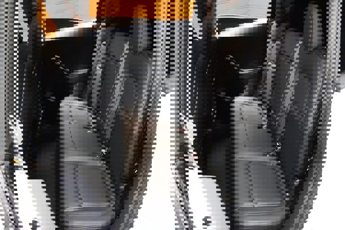 Used 2023 Tesla Model Y Long Range image 28