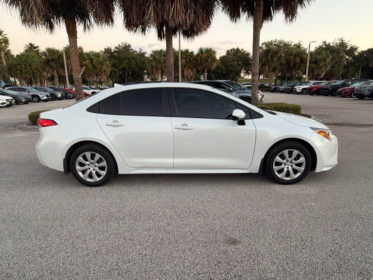 Used 2026 Toyota Corolla LE FWD image 4