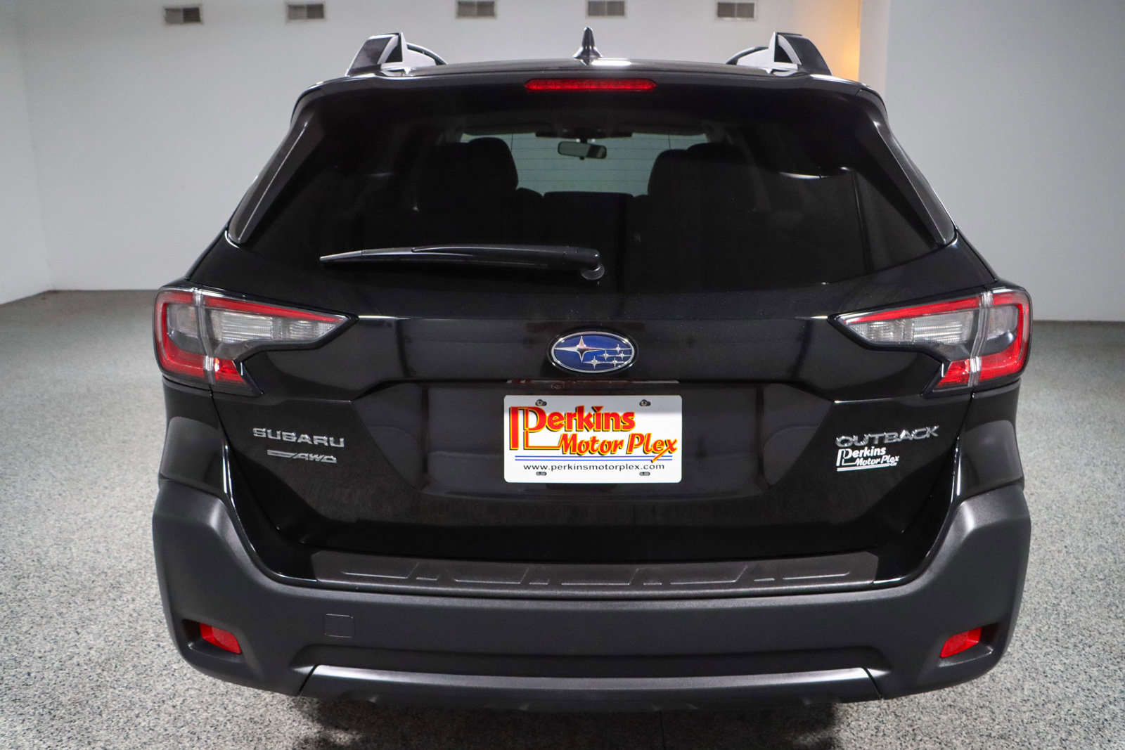 Used 2024 Subaru Outback Premium AWD/4WD image 8