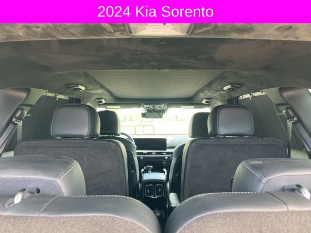 Used 2024 Kia Sorento SX Prestige image 17