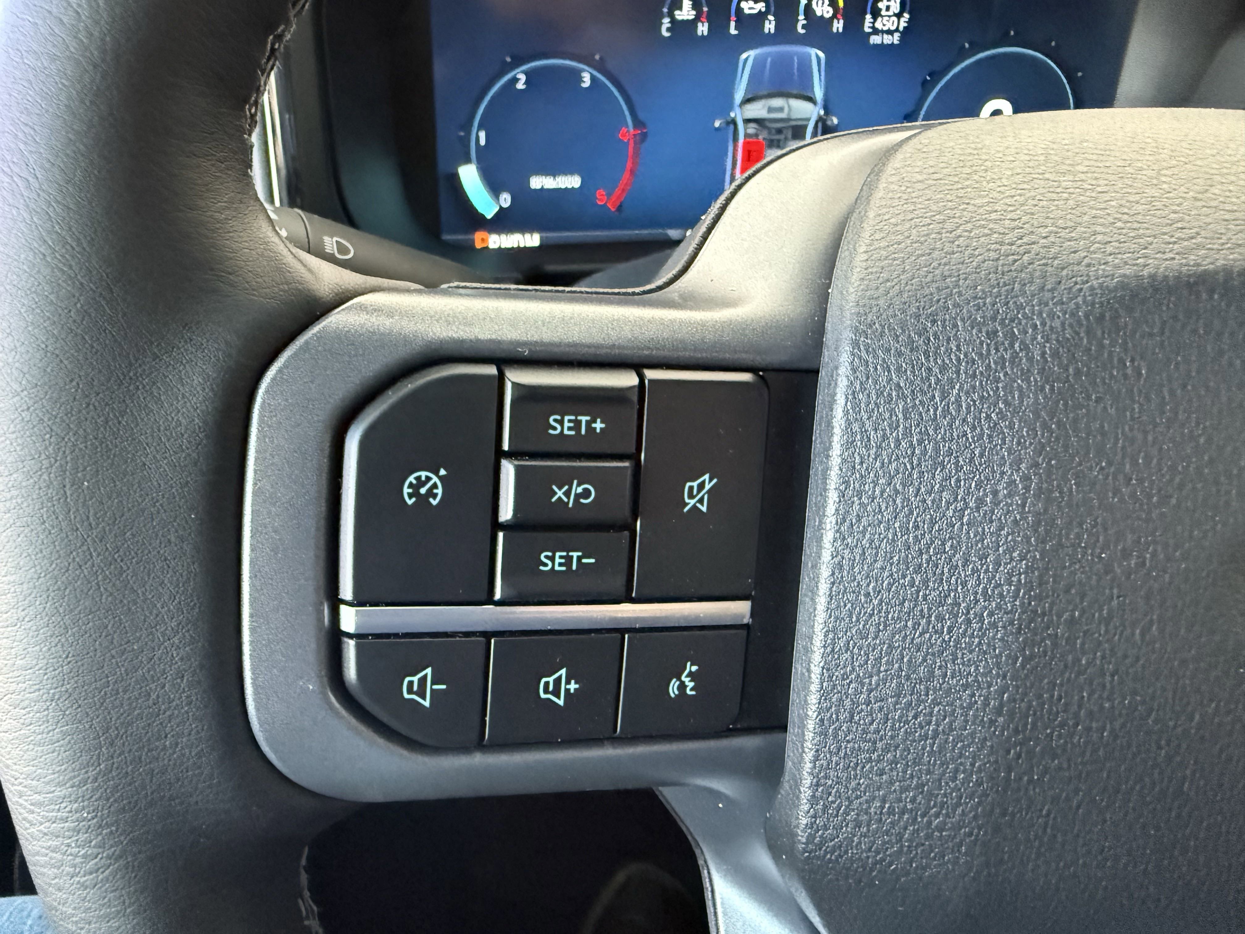 New 2025 Ford F250 Lariat image 36