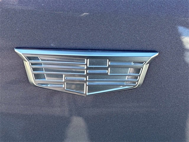 New 2026 Cadillac Optiq Luxury 2 image 7