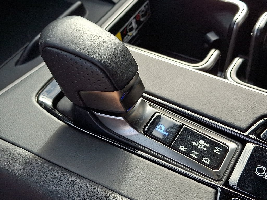 Certified 2026 Lexus TX 500h AWD w/ Technology Package image 17