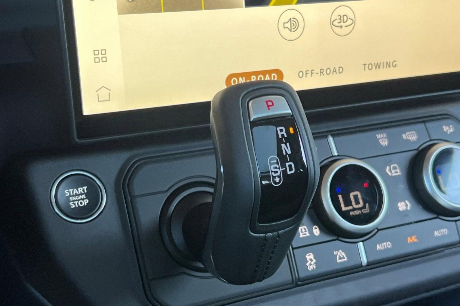 New 2026 Land Rover Defender 110 S AWD/4WD image 15
