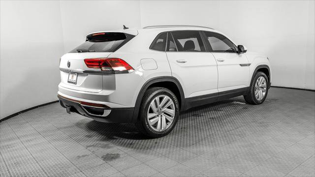 Used 2023 Volkswagen Atlas Cross Sport SE FWD image 8