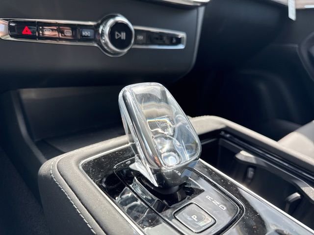 Used 2026 Volvo XC90 B6 Plus w/ Protection Package Premier AWD/4WD image 12