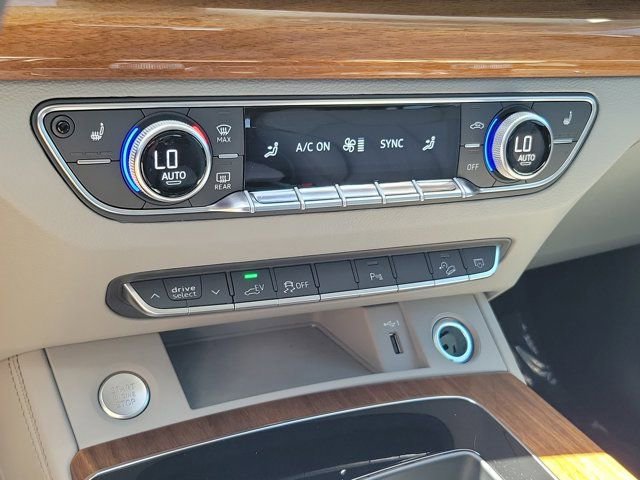 Certified 2024 Audi Q5 e Premium Plus w/ Premium Plus Package AWD/4WD image 27