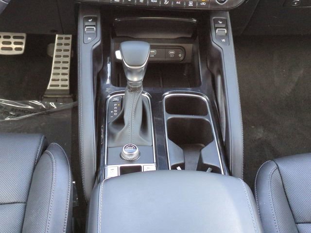 Used 2025 Kia Telluride SX w/ SX Captain's Chair Package image 19