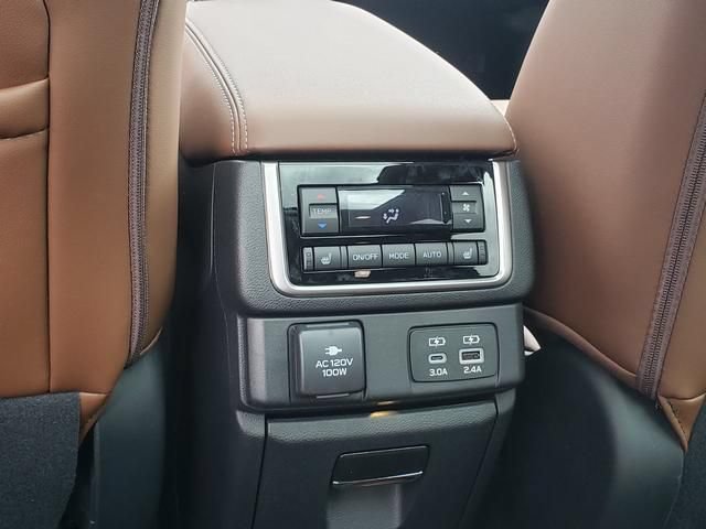 Used 2026 Subaru Ascent Touring AWD/4WD image 13