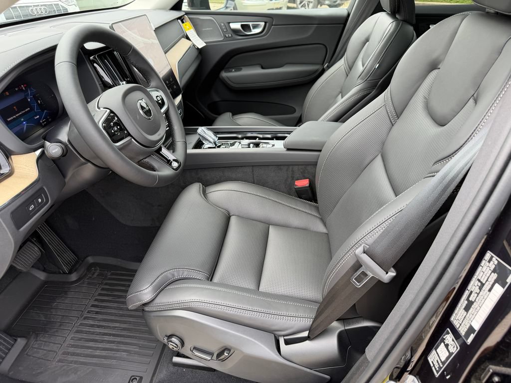 New 2026 Volvo XC60 T8 Ultra w/ Protection Package Premier AWD/4WD image 17