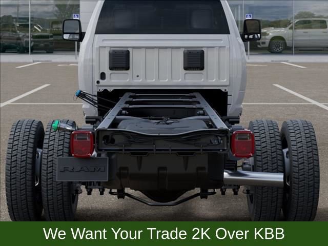 New 2026 RAM 5500 Tradesman w/ Chrome Appearance Group AWD/4WD image 13