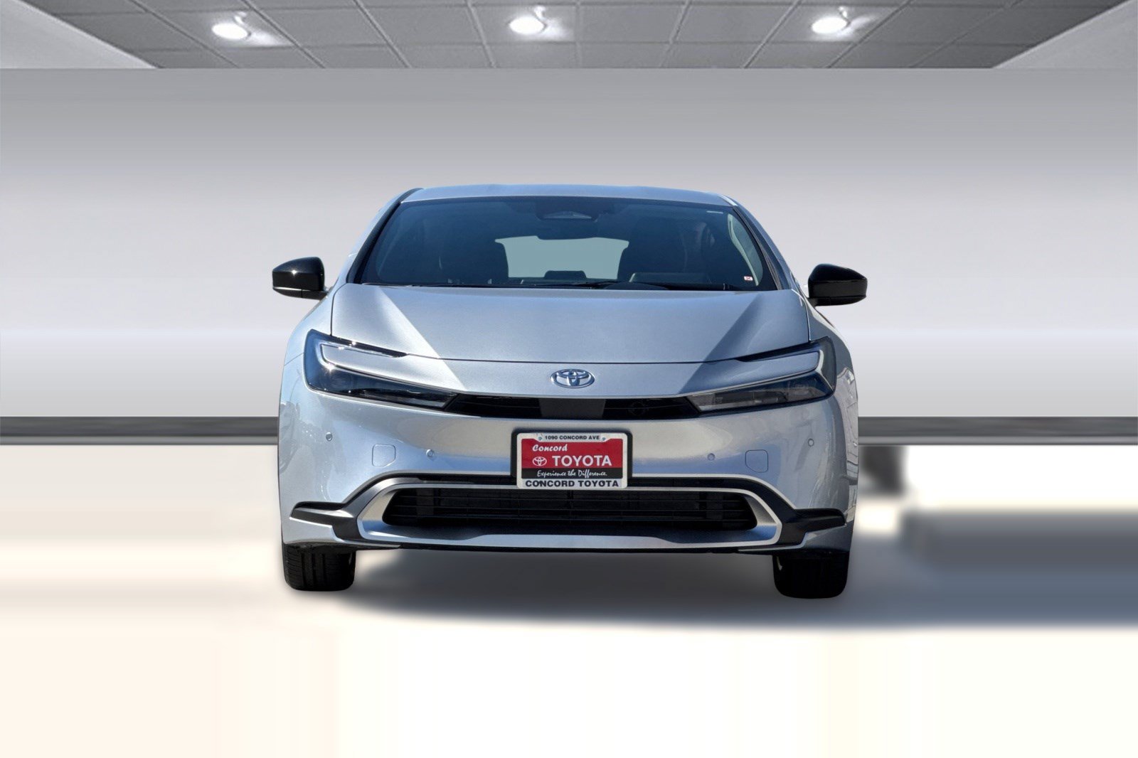 New 2027 Toyota Prius Plug-In Hybrid FWD image 6